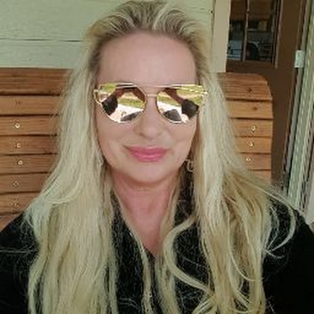 Meet your Posher, Kristina